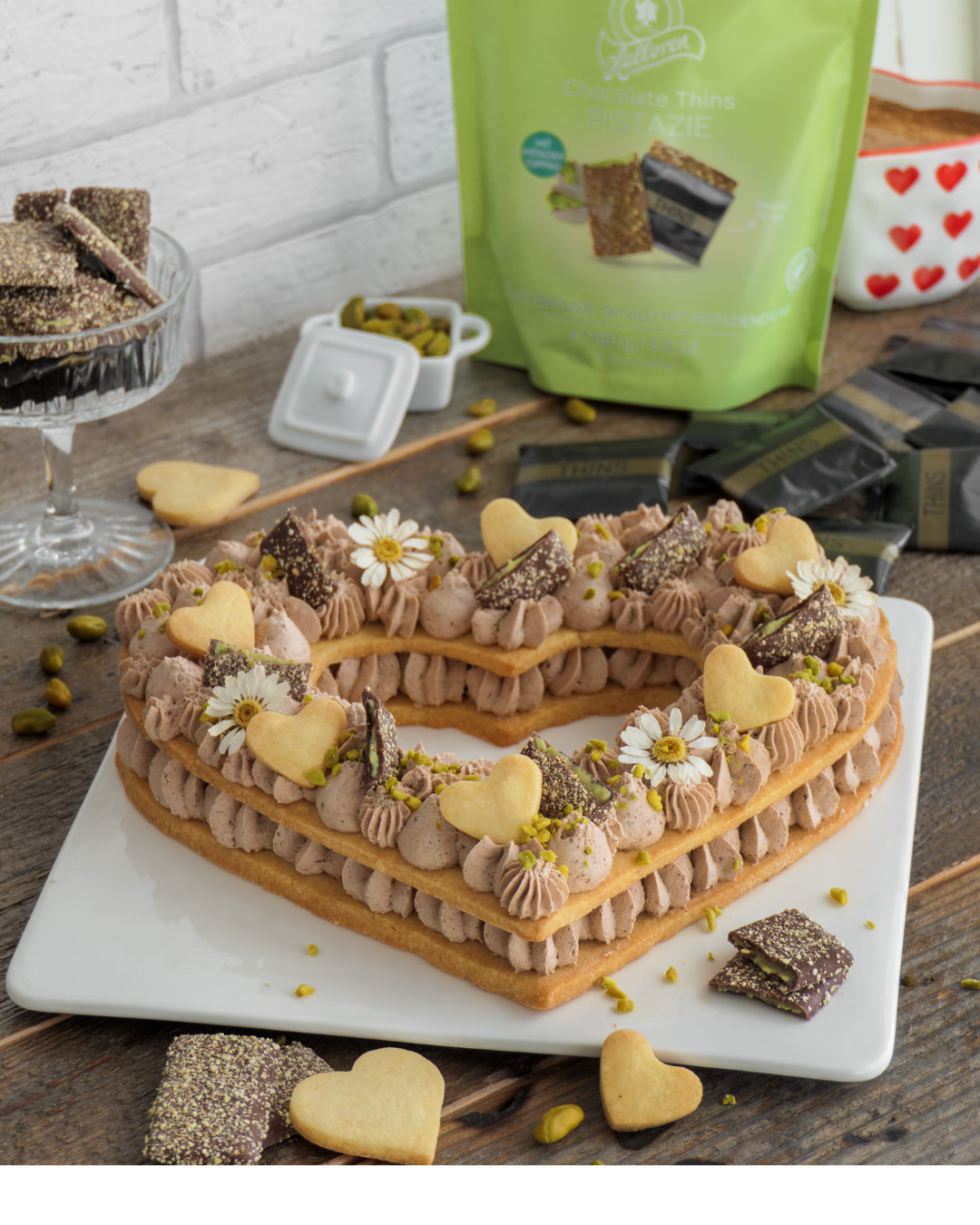 Kuchen, Torte, Herzform, Schokoladencreme, Pistazie
